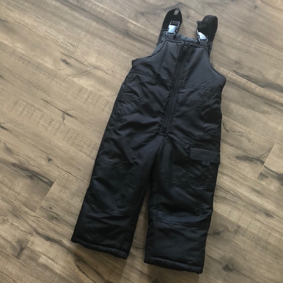 London Fog Other - 🍦$5 Snow pant/overalls